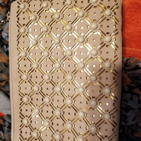 Expressions NYC purse - Picture 2 of 8